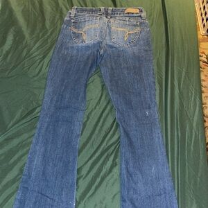 YMI wanna betta butt? Blue jeans